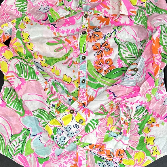 ⭐️Lilly Pulitzer for Target Nosey Posey Floral Button Down Shirt [AA102] - Picture 5 of 7